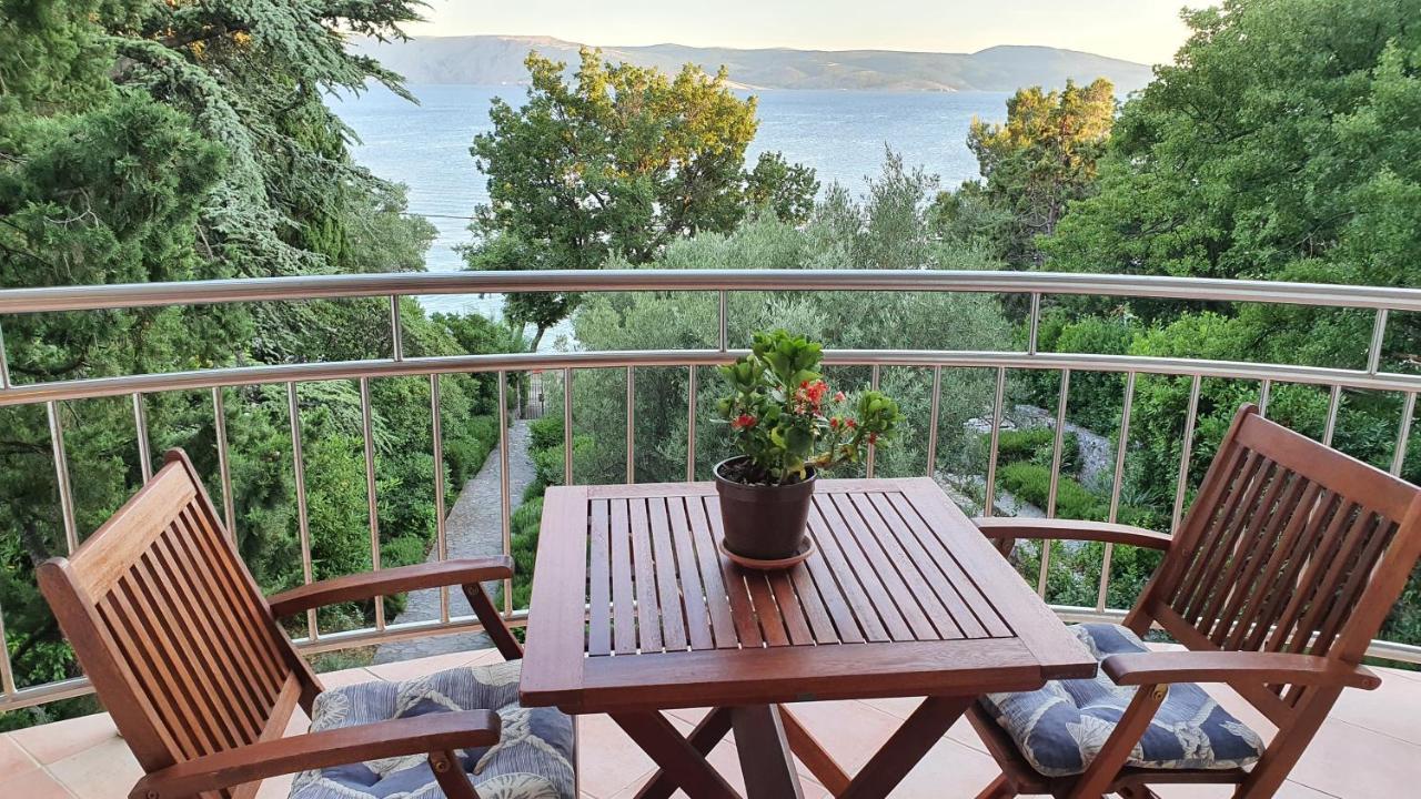 Sea Side Apartments 4* โนวีวีโนดอลสกี ภายนอก รูปภาพ
