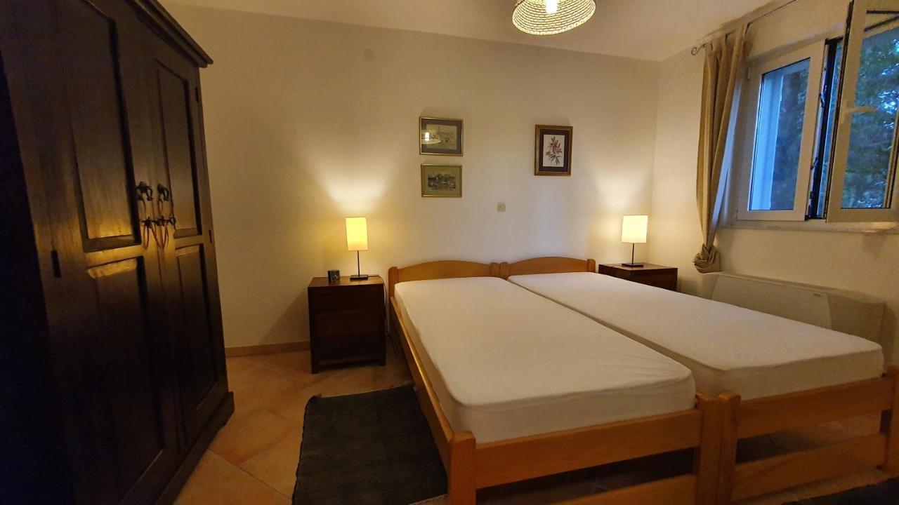 Sea Side Apartments 4* โนวีวีโนดอลสกี ภายนอก รูปภาพ