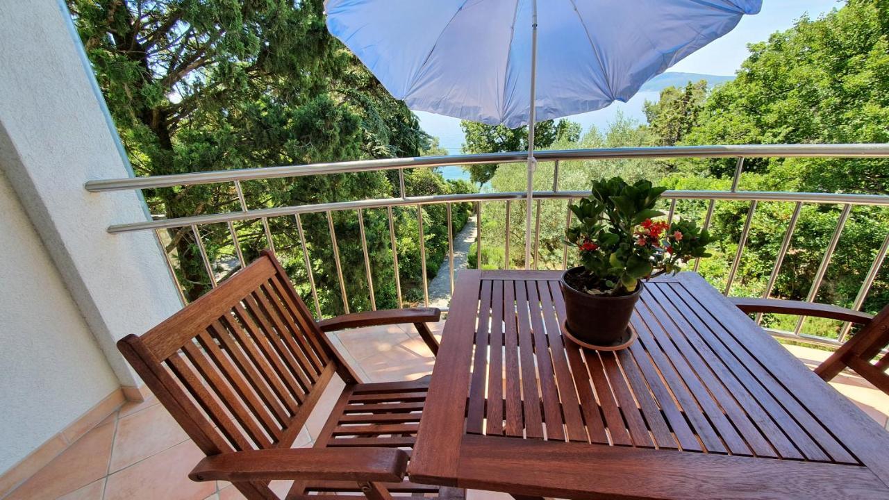 Sea Side Apartments 4* โนวีวีโนดอลสกี ภายนอก รูปภาพ
